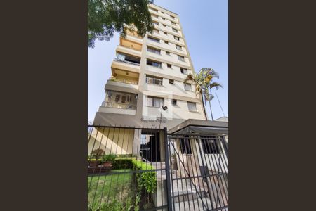 Apartamento à venda com 42m², 1 quarto e 1 vaga Apartamento à venda com 42m², 1 quarto e 1 vagaFachada