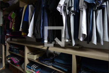 Casa à venda com 300m², 3 quartos e 5 vagasQuarto Suíte