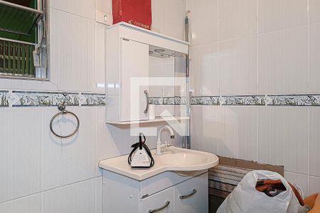 Casa à venda com 240m², 4 quartos e 2 vagasBanheiro 2