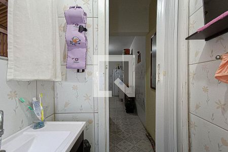 Casa à venda com 240m², 4 quartos e 2 vagasBanheiro 4