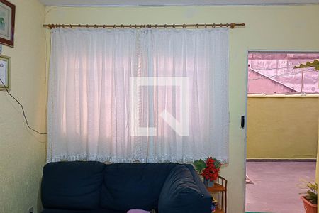 Casa à venda com 240m², 4 quartos e 2 vagasSala 3