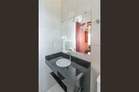 Casa à venda com 125m², 3 quartos e 4 vagas Casa à venda com 125m², 3 quartos e 4 vagasBanheiro da Suíte