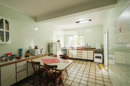 Casa à venda com 150m², 3 quartos e 8 vagasCozinha