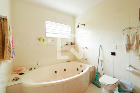 Casa à venda com 150m², 3 quartos e 8 vagasBanheiro