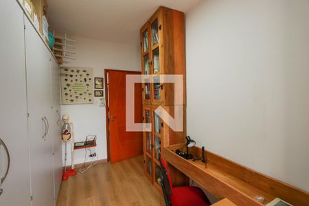 Casa à venda com 150m², 3 quartos e 8 vagasEscritório/Quadra
