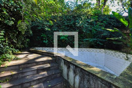 Casa à venda com 300m², 4 quartos e 4 vagasPiscina