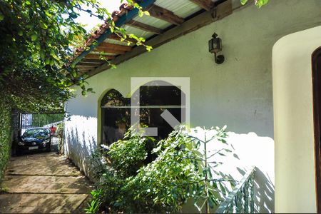 Casa à venda com 300m², 4 quartos e 4 vagasEntrada