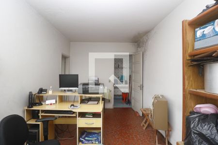 Casa à venda com 180m², 3 quartos e 4 vagasQuarto de Serviço