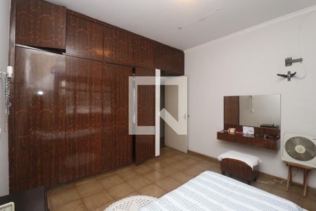 Casa à venda com 180m², 3 quartos e 4 vagasQuarto 2