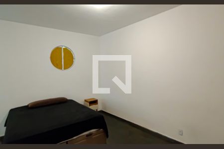 Casa à venda com 300m², 3 quartos e 2 vagas Casa à venda com 300m², 3 quartos e 2 vagasSala 2
