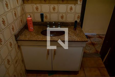 Casa à venda com 120m², 2 quartos e 3 vagas Casa à venda com 120m², 2 quartos e 3 vagasbanheiro