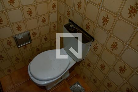 Casa à venda com 120m², 2 quartos e 3 vagas Casa à venda com 120m², 2 quartos e 3 vagasbanheiro