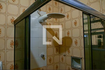 Casa à venda com 120m², 2 quartos e 3 vagas Casa à venda com 120m², 2 quartos e 3 vagasbanheiro