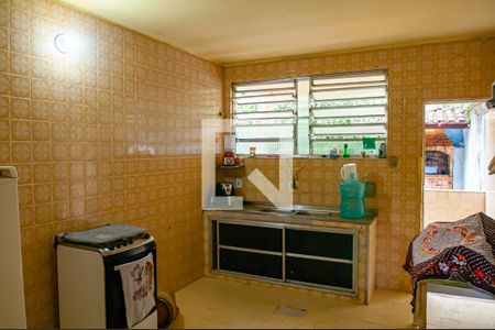 Casa à venda com 120m², 2 quartos e 3 vagas Casa à venda com 120m², 2 quartos e 3 vagascozinha