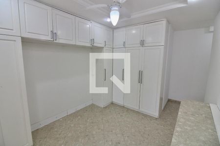 Apartamento à venda com 243m², 4 quartos e 3 vagasQuarto 2