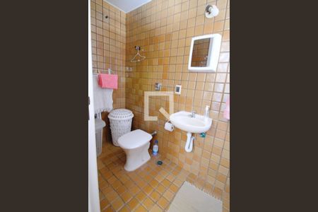 Apartamento à venda com 260m², 3 quartos e 4 vagas Apartamento à venda com 260m², 3 quartos e 4 vagasBanheiro de serviço