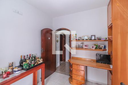 Casa à venda com 330m², 4 quartos e 2 vagas Casa à venda com 330m², 4 quartos e 2 vagasQuarto 2