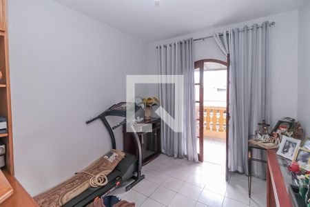 Casa à venda com 330m², 4 quartos e 2 vagas Casa à venda com 330m², 4 quartos e 2 vagasQuarto 2