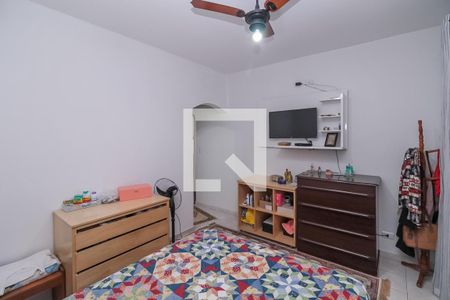 Casa à venda com 330m², 4 quartos e 2 vagas Casa à venda com 330m², 4 quartos e 2 vagasSuíte