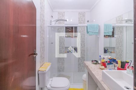 Casa à venda com 330m², 4 quartos e 2 vagas Casa à venda com 330m², 4 quartos e 2 vagasBanheiro da Suíte