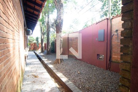 Casa à venda com 350m², 5 quartos e 10 vagas Casa à venda com 350m², 5 quartos e 10 vagasÁrea comum