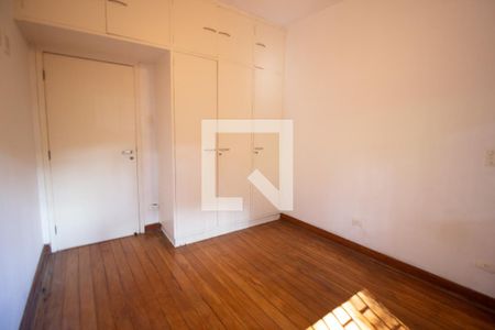 Casa à venda com 350m², 5 quartos e 10 vagas Casa à venda com 350m², 5 quartos e 10 vagasQuarto 2