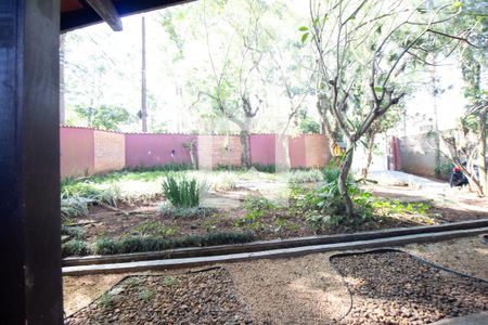 Casa à venda com 350m², 5 quartos e 10 vagas Casa à venda com 350m², 5 quartos e 10 vagasÁrea comum