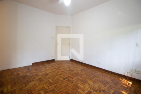 Casa à venda com 350m², 5 quartos e 10 vagas Casa à venda com 350m², 5 quartos e 10 vagasQuarto 3