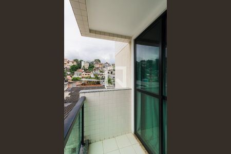 Casa de condomínio à venda com 280m², 4 quartos e 2 vagas Casa de condomínio à venda com 280m², 4 quartos e 2 vagasVaranda da Suíte 1