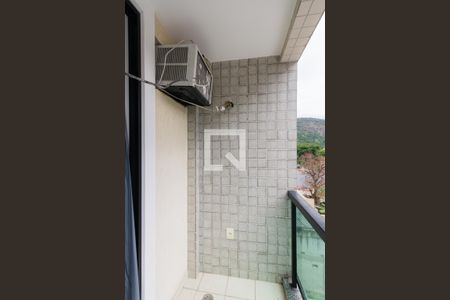 Casa de condomínio à venda com 280m², 4 quartos e 2 vagas Casa de condomínio à venda com 280m², 4 quartos e 2 vagasVaranda da Suíte 2