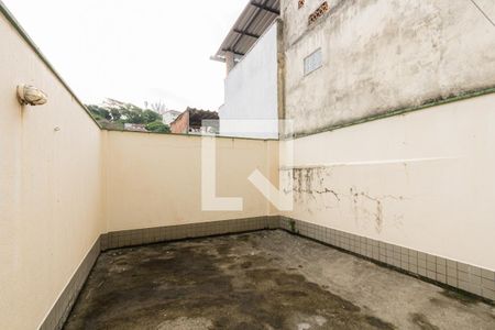 Casa de condomínio à venda com 280m², 4 quartos e 2 vagas Casa de condomínio à venda com 280m², 4 quartos e 2 vagasQuintal