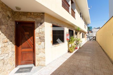 Casa de condomínio à venda com 180m², 3 quartos e 2 vagas Casa de condomínio à venda com 180m², 3 quartos e 2 vagasÁrea Externa