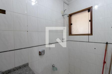 Casa de condomínio à venda com 180m², 3 quartos e 2 vagas Casa de condomínio à venda com 180m², 3 quartos e 2 vagasBanheiro do Quarto 2