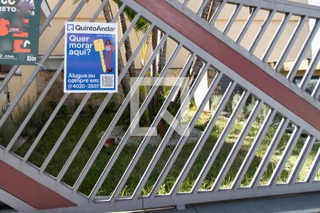 Casa de condomínio à venda com 180m², 3 quartos e 2 vagas Casa de condomínio à venda com 180m², 3 quartos e 2 vagasPlaca