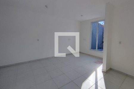 Sala de casa para alugar com 2 quartos, 75m² em Parque Santa Bárbara, Campinas