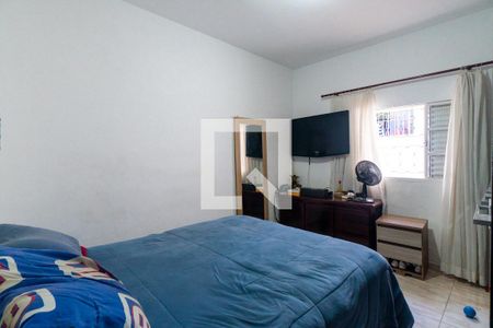 Casa à venda com 200m², 4 quartos e 2 vagas Casa à venda com 200m², 4 quartos e 2 vagasCasa 2 - Quarto 2