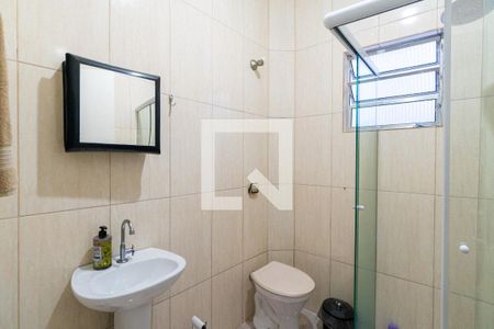 Casa à venda com 200m², 4 quartos e 2 vagas Casa à venda com 200m², 4 quartos e 2 vagasCasa 2 - Banheiro