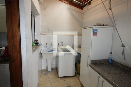 Casa para alugar com 100m², 2 quartos e 1 vagaÁrea de Serviço