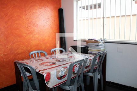 Casa à venda com 120m², 3 quartos e 1 vaga Casa à venda com 120m², 3 quartos e 1 vagaCozinha