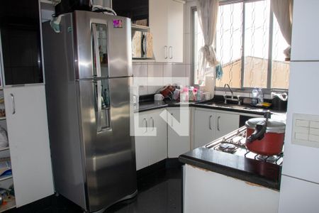 Casa à venda com 120m², 3 quartos e 1 vaga Casa à venda com 120m², 3 quartos e 1 vagaCozinha