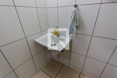 Casa à venda com 320m², 4 quartos e 4 vagas Casa à venda com 320m², 4 quartos e 4 vagasTanque