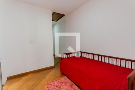 Casa à venda com 320m², 4 quartos e 4 vagas Casa à venda com 320m², 4 quartos e 4 vagasHall dos Quartos