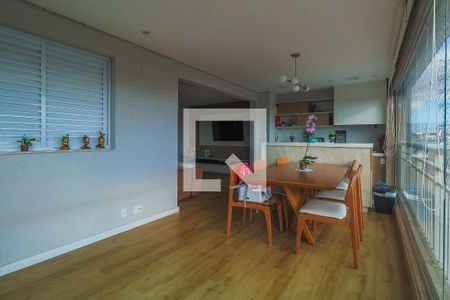 Apartamento à venda com 105m², 2 quartos e 2 vagasVaranda gourmet