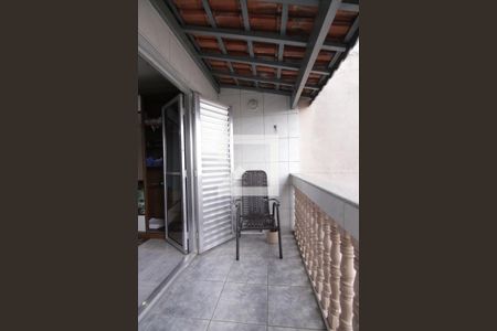 Casa à venda com 158m², 4 quartos e 2 vagasVaranda