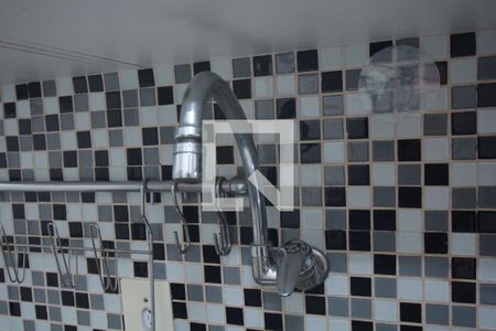 Apartamento à venda com 60m², 2 quartos e 1 vagaCozinha e Área de Serviço - Torneira