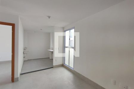 Sala de apartamento para alugar com 2 quartos, 40m² em Jardim Esmeraldina, Campinas