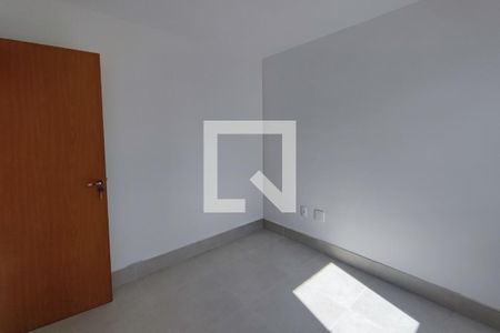 Quarto 1 de apartamento para alugar com 2 quartos, 40m² em Jardim Esmeraldina, Campinas