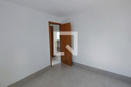 Quarto 1 de apartamento para alugar com 2 quartos, 40m² em Jardim Esmeraldina, Campinas