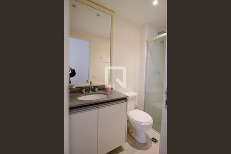 Apartamento à venda com 57m², 2 quartos e 2 vagas Apartamento à venda com 57m², 2 quartos e 2 vagasBanheiro
