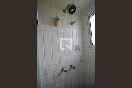 Apartamento à venda com 57m², 2 quartos e 2 vagas Apartamento à venda com 57m², 2 quartos e 2 vagasBanheiro da Suíte 1